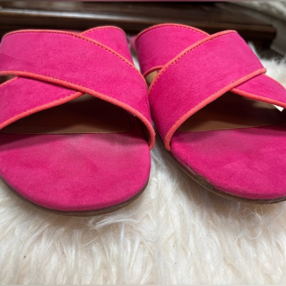 J. CREW PINK SUEDE SLIP ON CRISS-CROSS STRAP SUMMER TRAVEL FLAT SANDALS SZ 9.5💕 - Picture 8 of 9